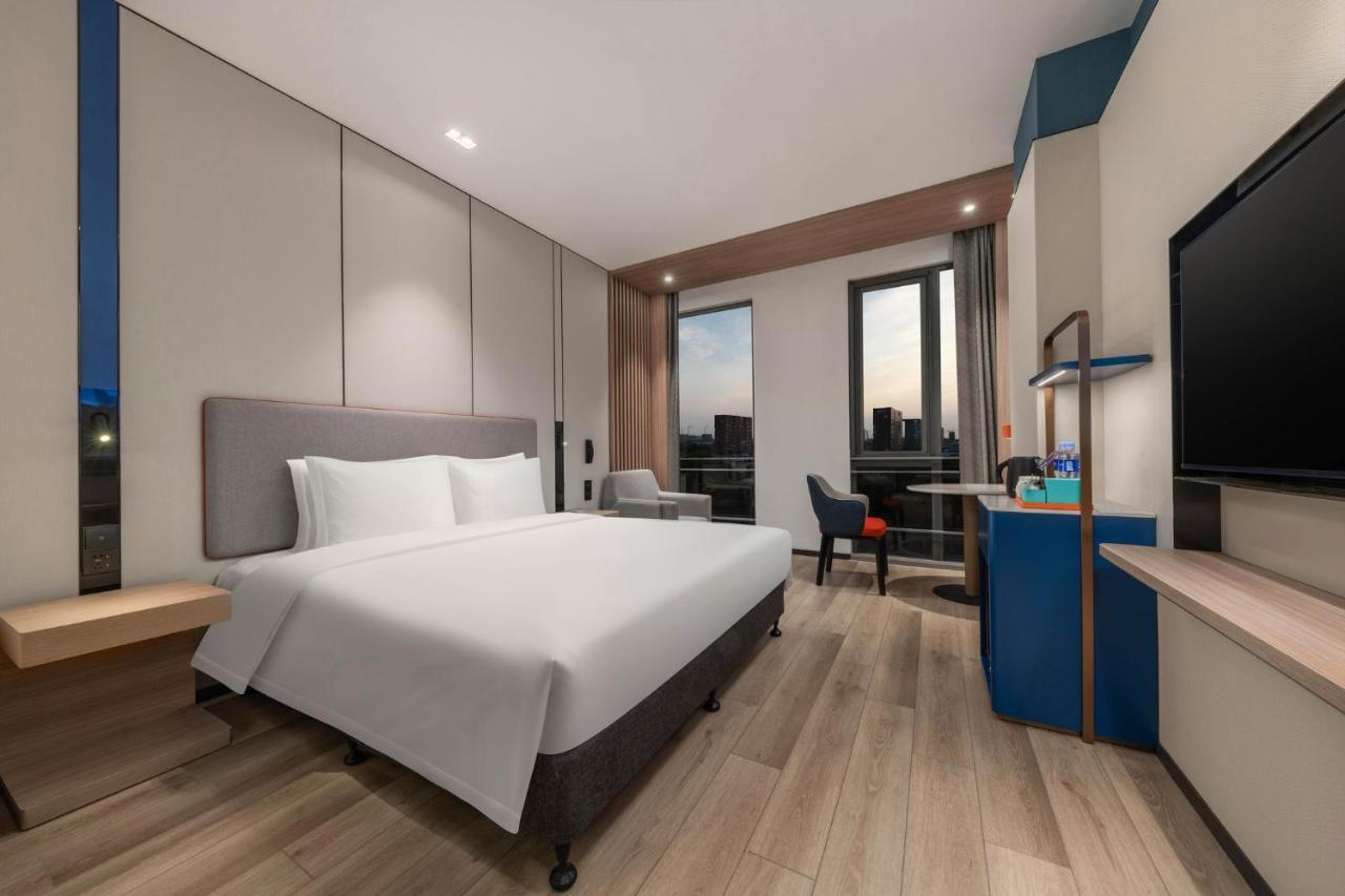 Holiday Inn Express Shanghai Pujiang By Ihg Buitenkant foto