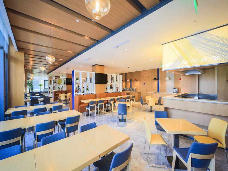 Holiday Inn Express Shanghai Pujiang By Ihg Buitenkant foto